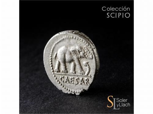 IMPERIO ROMANO. Denario. Acuñada el 54-51 a.C. JULIO CÉSAR. 