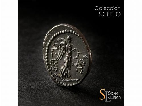 IMPERIO ROMANO. Denario. Acuñada el 43-42 a.C. BRUTO. Servil