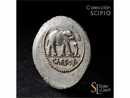 IMPERIO ROMANO. Denario. Acuñada el 54-51 a.C. JULIO CÉSAR. 