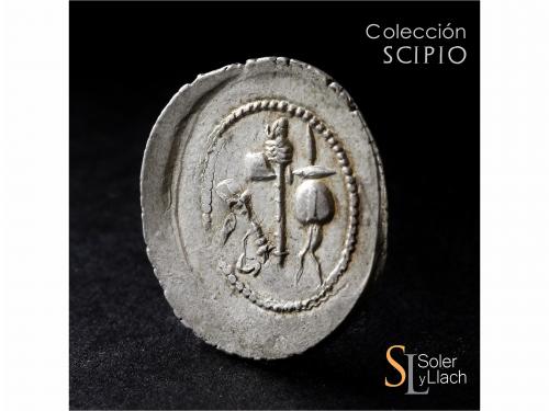 IMPERIO ROMANO. Denario. Acuñada el 54-51 a.C. JULIO CÉSAR. 