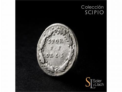 IMPERIO ROMANO. Denario. Acuñada el 40 d.C. CALÍGULA. Anv.: 