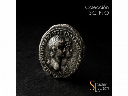 IMPERIO ROMANO. Denario. Acuñada el 55 d.C. AGRIPINA HIJA y 