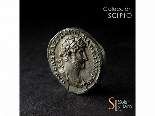 IMPERIO ROMANO. Denario. Acuñada el 119-122 d.C. ADRIANO. An