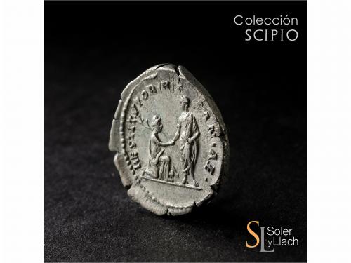 IMPERIO ROMANO. Denario. Acuñada el 134-138 d.C. ADRIANO. An