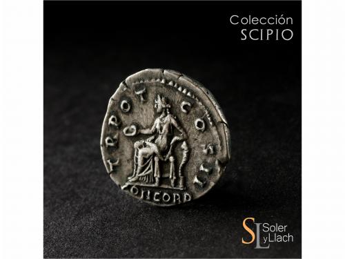 IMPERIO ROMANO. Denario. Acuñada el 137 d.C. AELIO. Anv.: L.