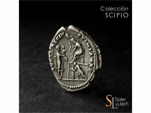 IMPERIO ROMANO. Denario. Acuñada el 141 d.C. FAUSTINA MADRE.