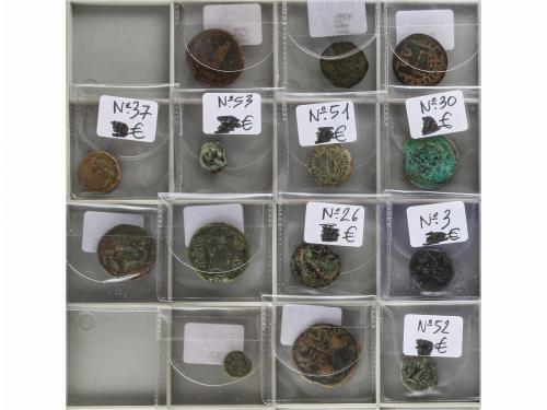 MONEDAS HISPÁNICAS. Lote 14 cobres. AE. Restos final de cole