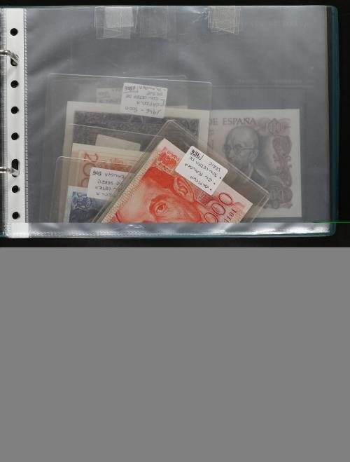 ESTADO ESPAÑOL. Lote 32 billetes 1 a 5.000 Pesetas. 1936 a 1