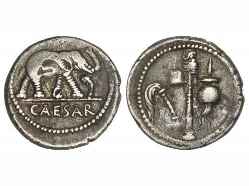 IMPERIO ROMANO. Denario. Acuñada el 54-51 a.C. JULIO CESAR. 