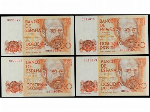 JUAN CARLOS I. Lote 4 billetes 200 Pesetas. 16 Septiembre 19