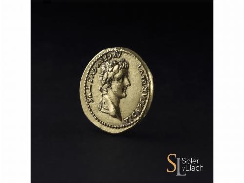 IMPERIO ROMANO. Áureo. Acuñada el 14-17 d.C. TIBERIO. LUGDUN