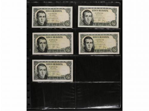 ESTADO ESPAÑOL. Lote 67 billetes 5 Pesetas. 1938 a 1954. Tod