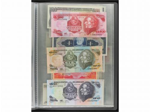 BILLETES EXTRANJEROS. Lote 218 billetes. Siglo XX. En 5 carp