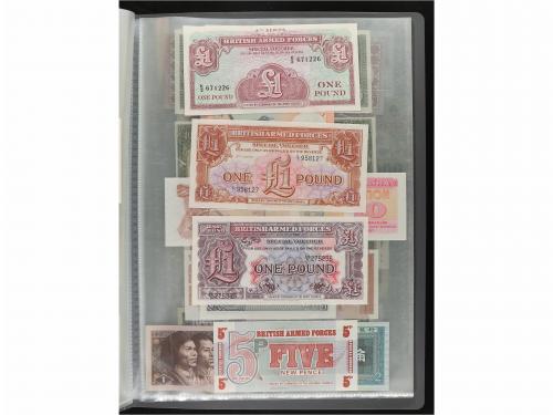 BILLETES EXTRANJEROS. Lote 218 billetes. Siglo XX. En 5 carp