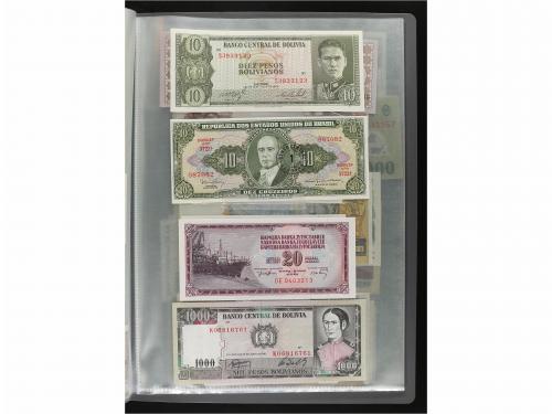 BILLETES EXTRANJEROS. Lote 218 billetes. Siglo XX. En 5 carp