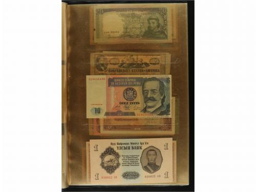 BILLETES EXTRANJEROS. Lote 218 billetes. Siglo XX. En 5 carp