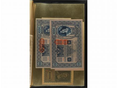 BILLETES EXTRANJEROS. Lote 218 billetes. Siglo XX. En 5 carp