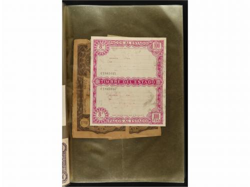 BILLETES EXTRANJEROS. Lote 218 billetes. Siglo XX. En 5 carp