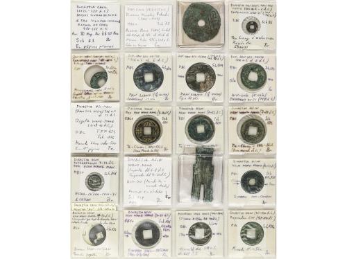 CHINA. Lote Más de 200 monedas. AE. Pequeña colección de mon