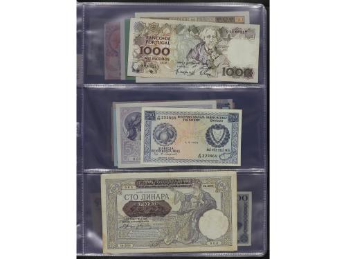 BILLETES EXTRANJEROS. Lote Más de 200 Billetes. Siglo XX. DI