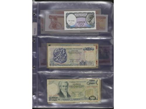 BILLETES EXTRANJEROS. Lote Más de 200 Billetes. Siglo XX. DI