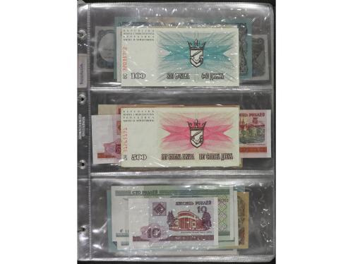 BILLETES EXTRANJEROS. Lote Más de 200 Billetes. Siglo XX. DI