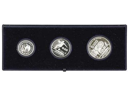 MÉXICO. Lote 2 Sets de 3 monedas cada uno. 25, 50 y 100 Peso