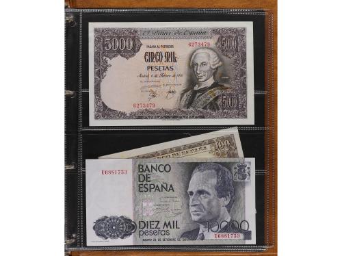 Lote 100 billetes 1 a 10.000 Pesetas. 1906 a 1985. Pequeña c