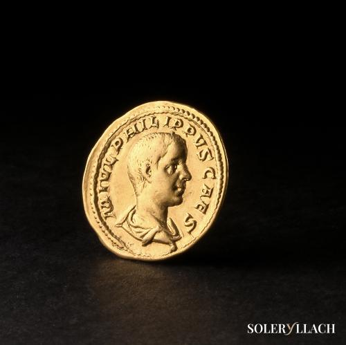 IMPERIO ROMANO. Áureo. 244-246 d.C. FILIPPO II. ROMA. Anv.: 