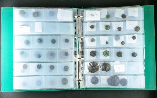 LOTES y COLECCIONES. Lote alrededor de 150 monedas. GRECIA A