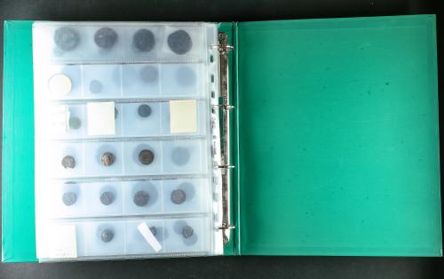 LOTES y COLECCIONES. Lote alrededor de 150 monedas. GRECIA A