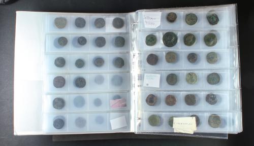 IMPERIO ROMANO. Lote alrededor de 325 monedas. AE. Varios em