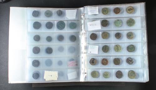 IMPERIO ROMANO. Lote alrededor de 325 monedas. AE. Varios em