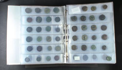 IMPERIO ROMANO. Lote alrededor de 325 monedas. AE. Varios em