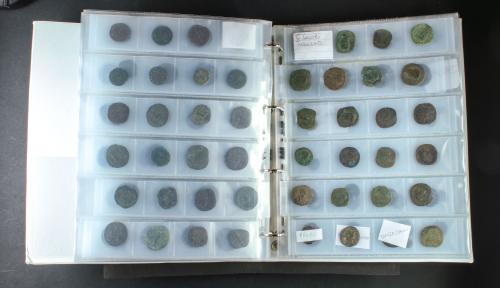 IMPERIO ROMANO. Lote alrededor de 325 monedas. AE. Varios em