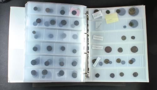 IMPERIO ROMANO. Lote alrededor de 325 monedas. AE. Varios em