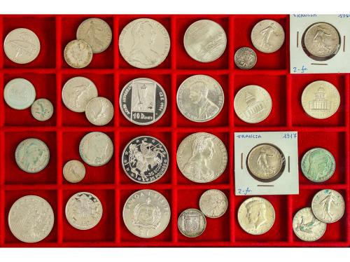 LOTES Y COLECCIONES EXTRANJERO. Lote 58 monedas. Mayoría sig
