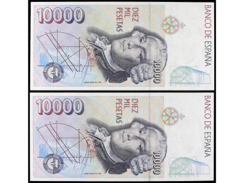 JUAN CARLOS I. Lote 2 billetes 10.000 Pesetas. 12 Octubre 19