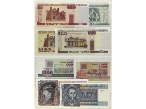 BILLETES EXTRANJEROS. Lote Más de 200 billetes. DIEFRENTES P