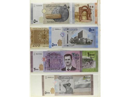 BILLETES EXTRANJEROS. Lote Más de 200 billetes. DIEFRENTES P