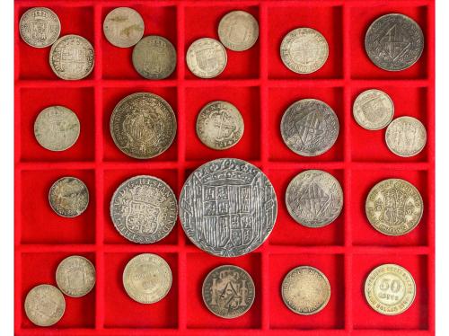 LOTES y COLECCIONES. Lote 23 monedas y 2 medallas. 1712 a 19