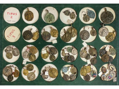 MEDALLAS ESPAÑOLAS. Colección Más de 5.000 Medallas. Siglo X