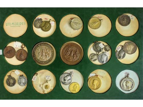 MEDALLAS ESPAÑOLAS. Colección Más de 5.000 Medallas. Siglo X