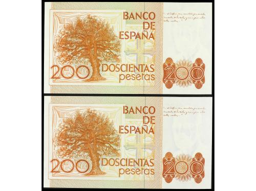 JUAN CARLOS I. Lote 2 billetes 200 Pesetas. 16 Septiembre 19