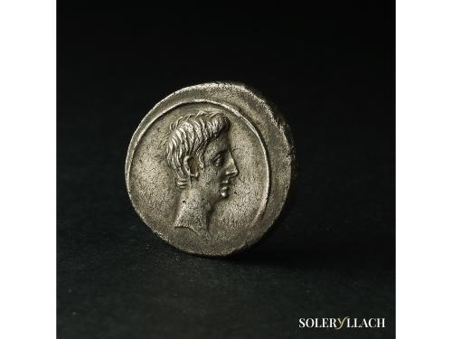IMPERIO ROMANO. Denario. 29-27 a.C. AUGUSTO. Anv.: Cabeza de