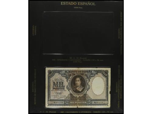 Lote 48 billetes. 1936 a 1971. Colección incompleta en dos á