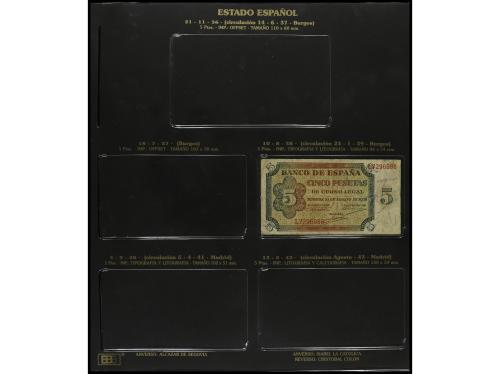 Lote 3 álbums con alrededor 40 billetes 1 Peseta a 5.000 Pes