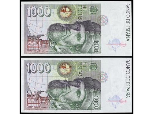 JUAN CARLOS I. Lote 2 billetes 1.000 Pesetas. 12 Octubre 199