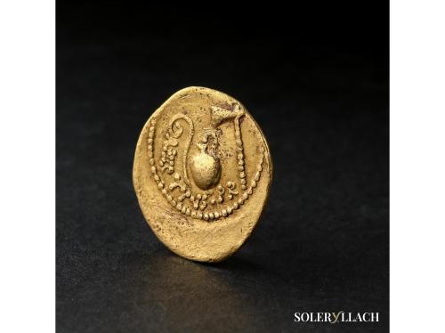 IMPERIO ROMANO. Áureo. 46 a.C. JULIO CÉSAR. Anv.: C. CAESAR 