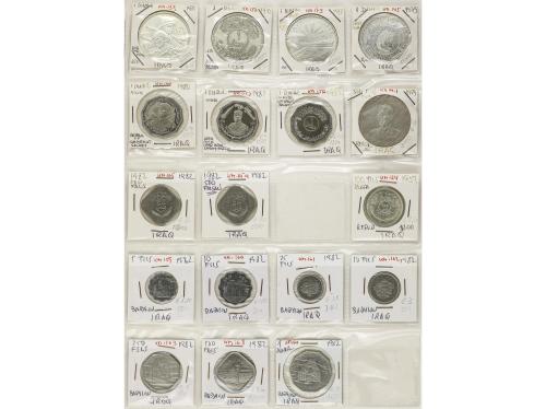 LOTES Y COLECCIONES EXTRANJERO. Lote 529 monedas. Siglo XIX-